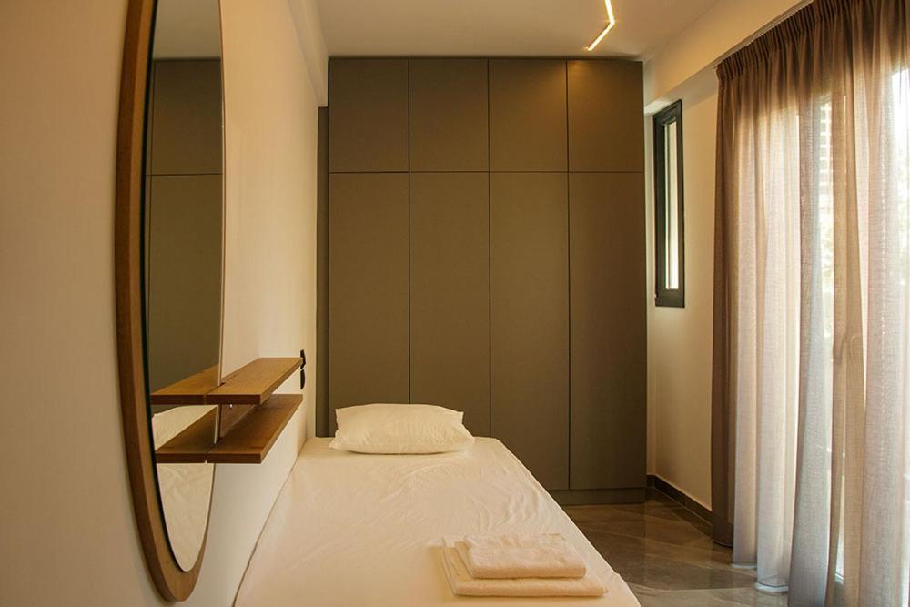 P J Luxury Suites Serres Exterior foto
