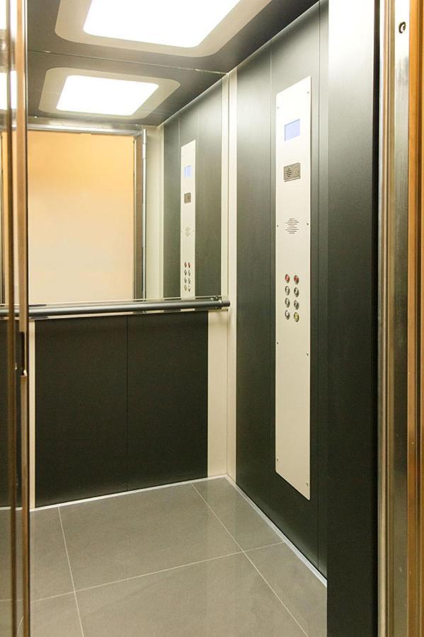 P J Luxury Suites Serres Exterior foto