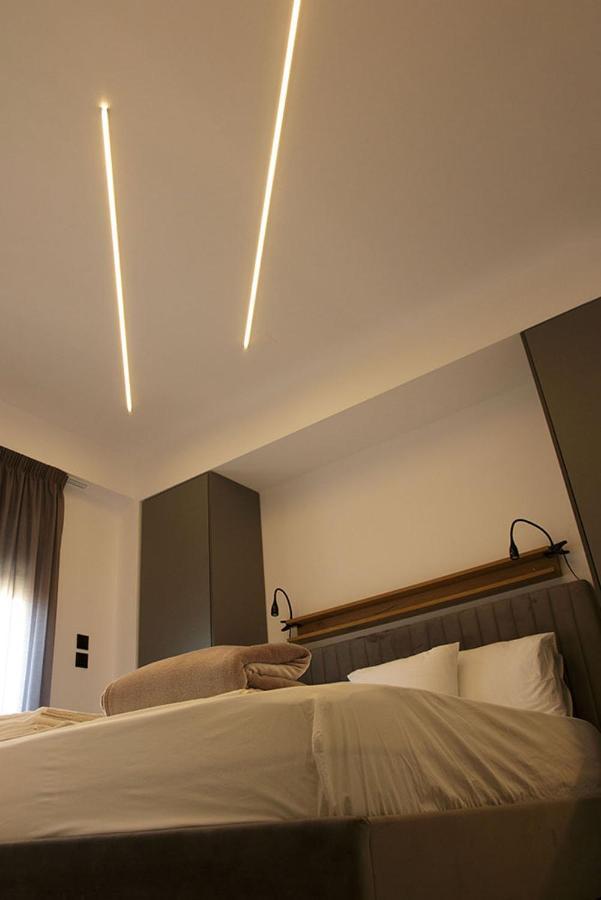 P J Luxury Suites Serres Exterior foto